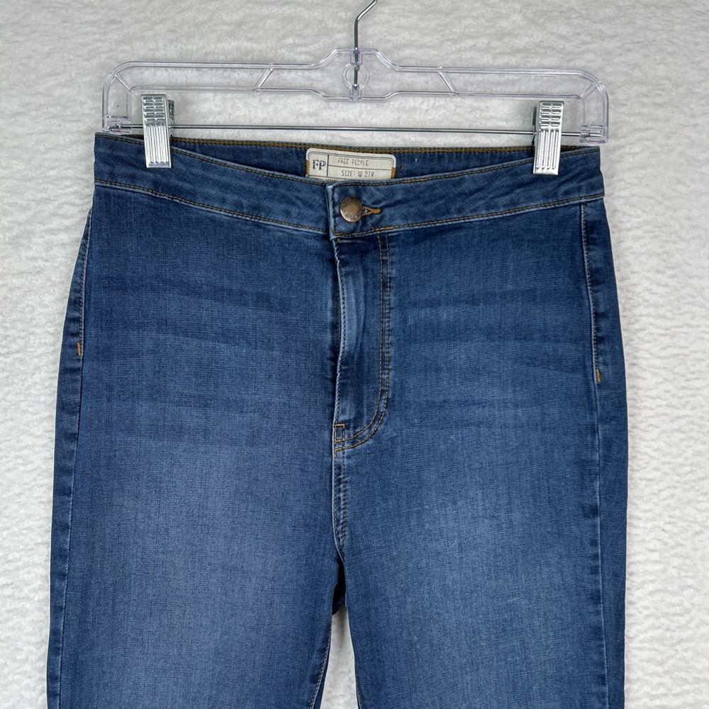 FREE PEOPLE WOMEN'S MID WASH HIGH RISE JUST FLOAT ON FLARE JEANS STRETCH 27R - Picture 6 of 15